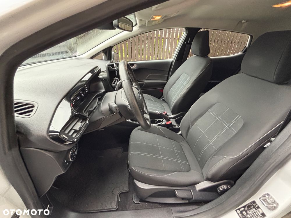 Ford Fiesta 1.1 Trend - 16