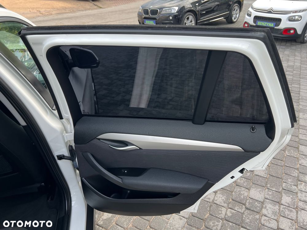 BMW X1 sDrive16d Sport Line - 23