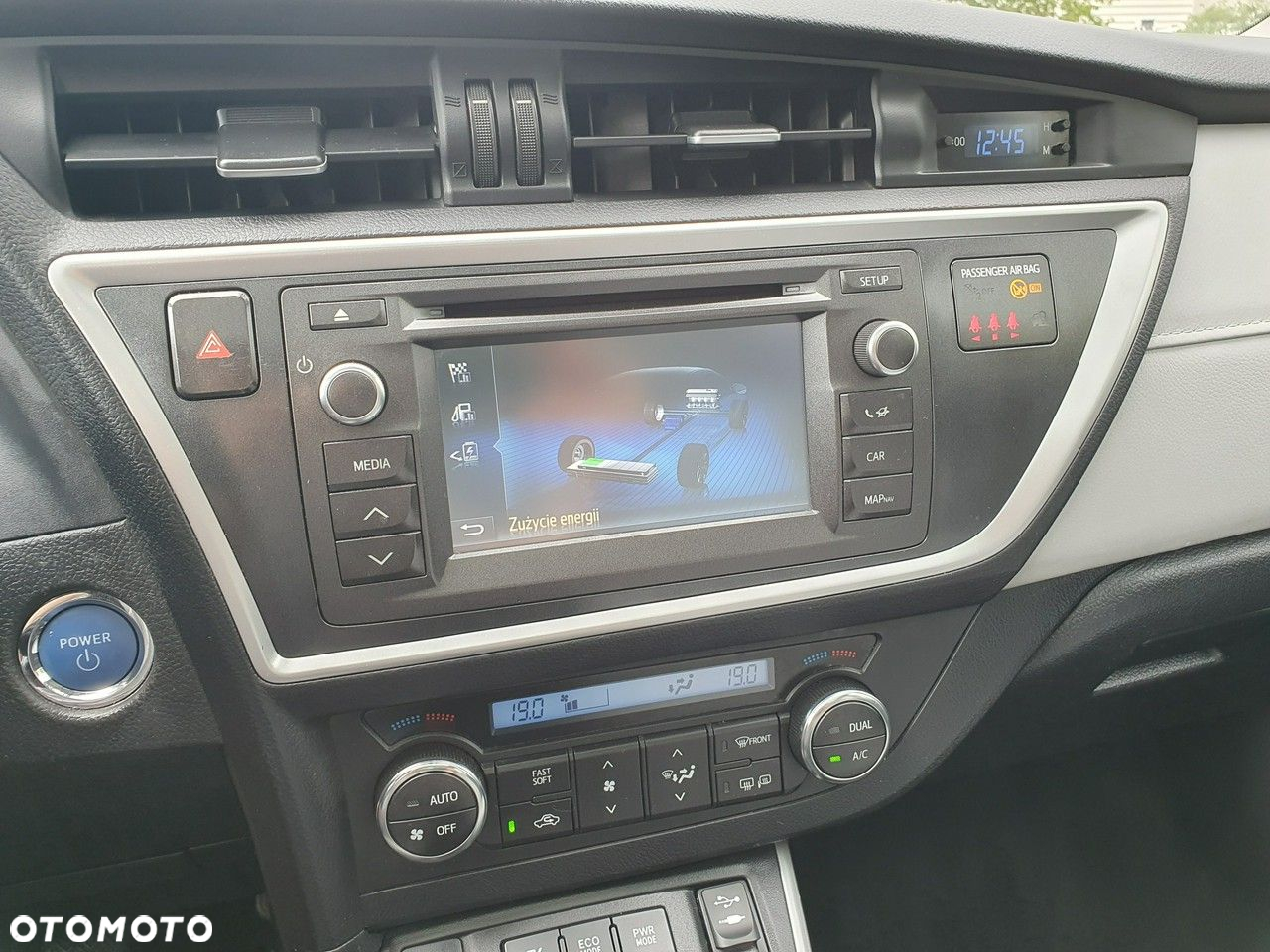 Toyota Auris - 19