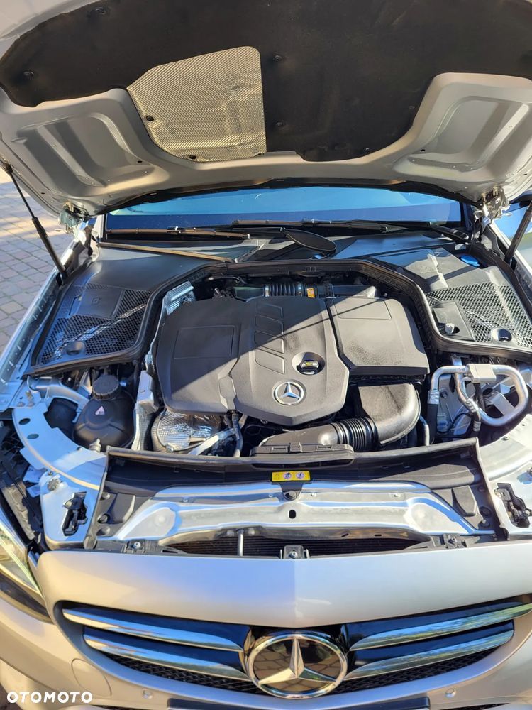 Mercedes-Benz Klasa C 220 d 9G-TRONIC - 20