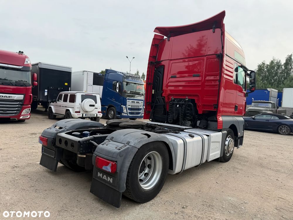 MAN TGX 18.460 XXL RETARDER / TYLKO 696 TYS. KM PRZEBIEGU / 2 ZBIORNIKI PALIWOWE / LODÓWKA / PRODUKCJA 2018 ROK !! - 4