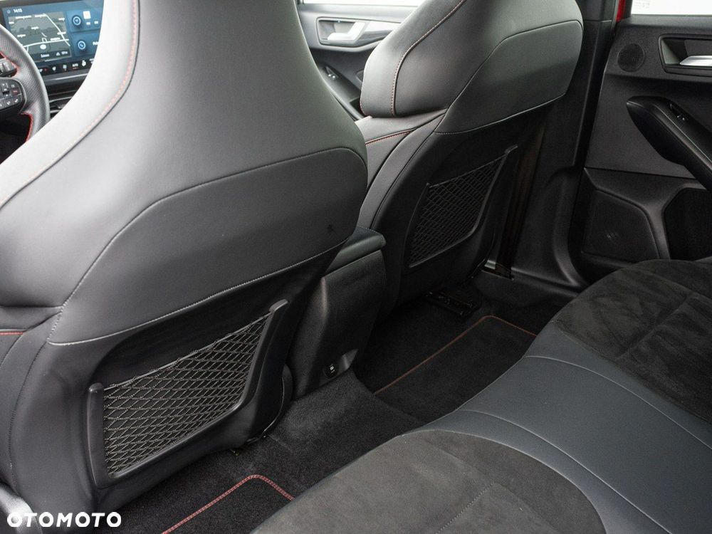 Ford Focus 2.3 EcoBoost ST X - 25