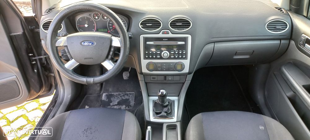 Ford Focus SW 1.6 TDCi Sport - 18