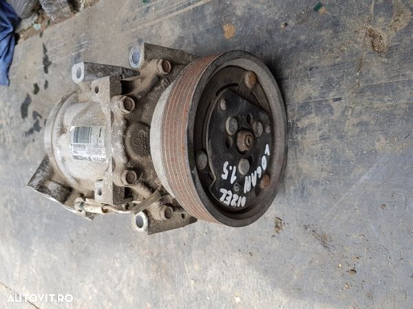 Compresor AC DACIA LOGAN 8200526884 A - 2