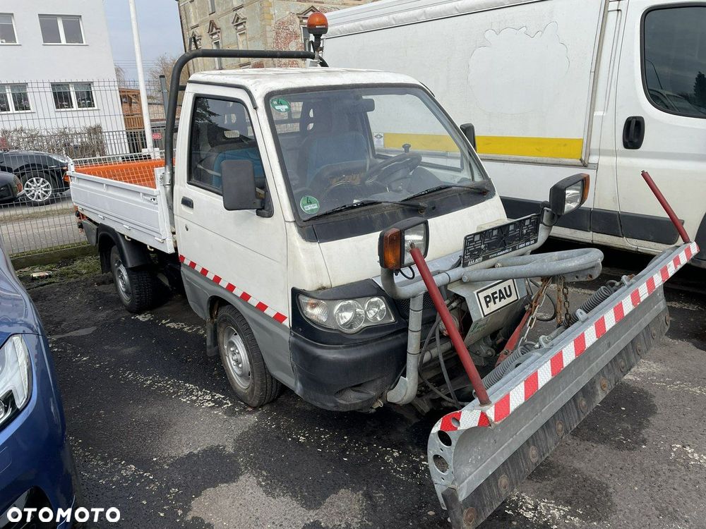 Piaggio Piaggio PFAU Wywrotka 4X4 odśnieżarka pług 2009 - 1