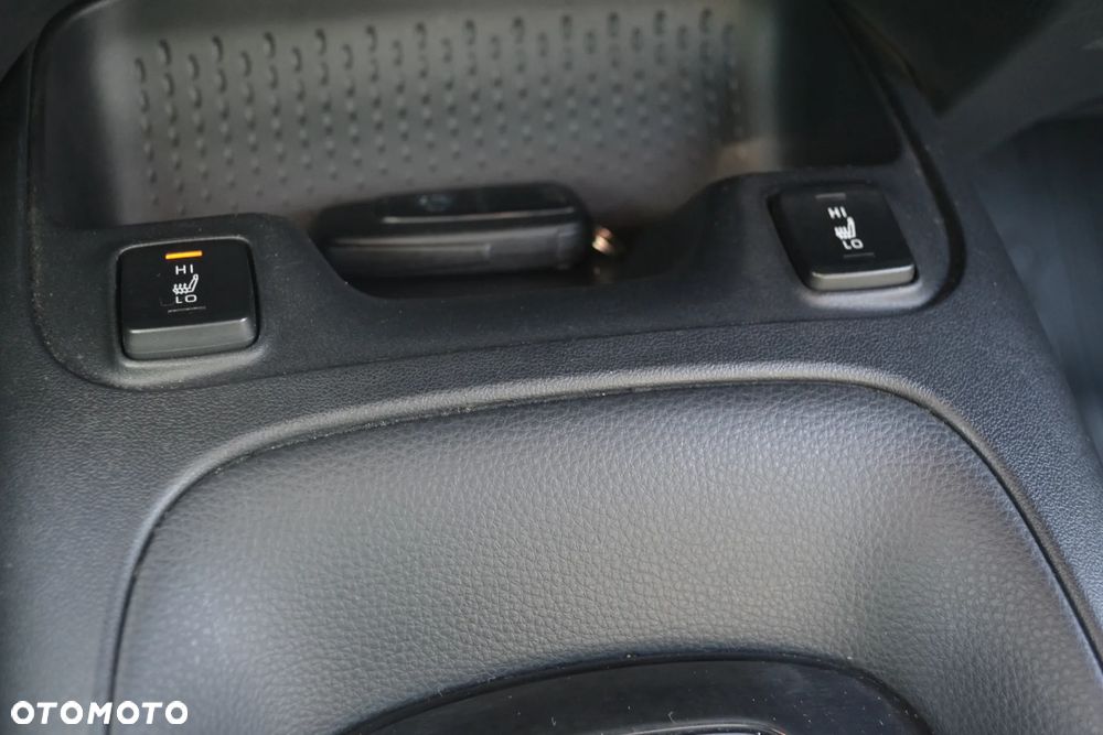 Toyota Corolla - 34