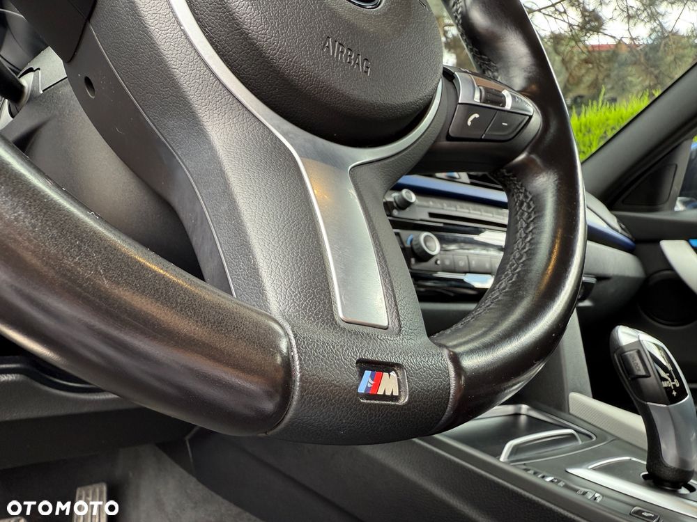 BMW Seria 3 320d xDrive M Sport - 24