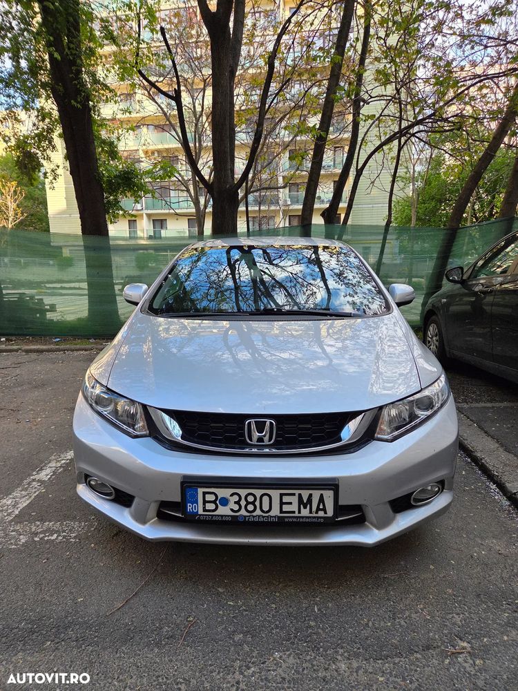 Honda Civic 1.8 i-VTEC AT Lifestyle - 1