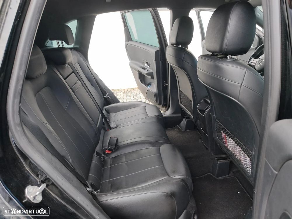 Mercedes-Benz B 180 d Edition 2020 - 4