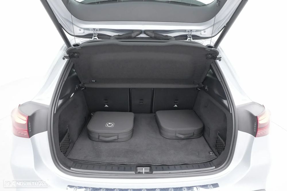 Mercedes-Benz EQA 250+ Progressive - 29