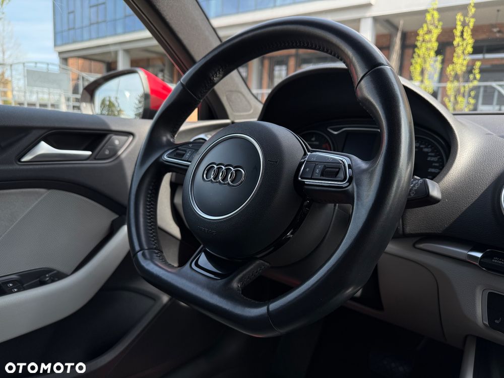 Audi A3 Sportback 2.0 TDI S tronic Ambition - 8
