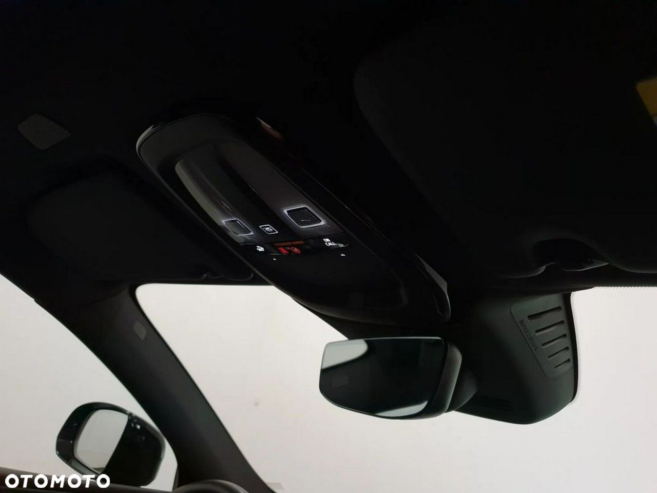 Volvo XC 60 B4 D AWD Geartronic RDesign - 32