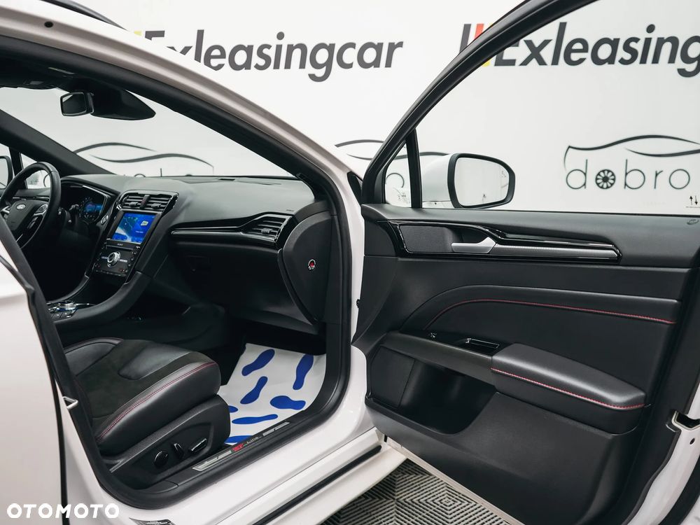 Ford Mondeo 2.0 EcoBlue ST-Line - 32