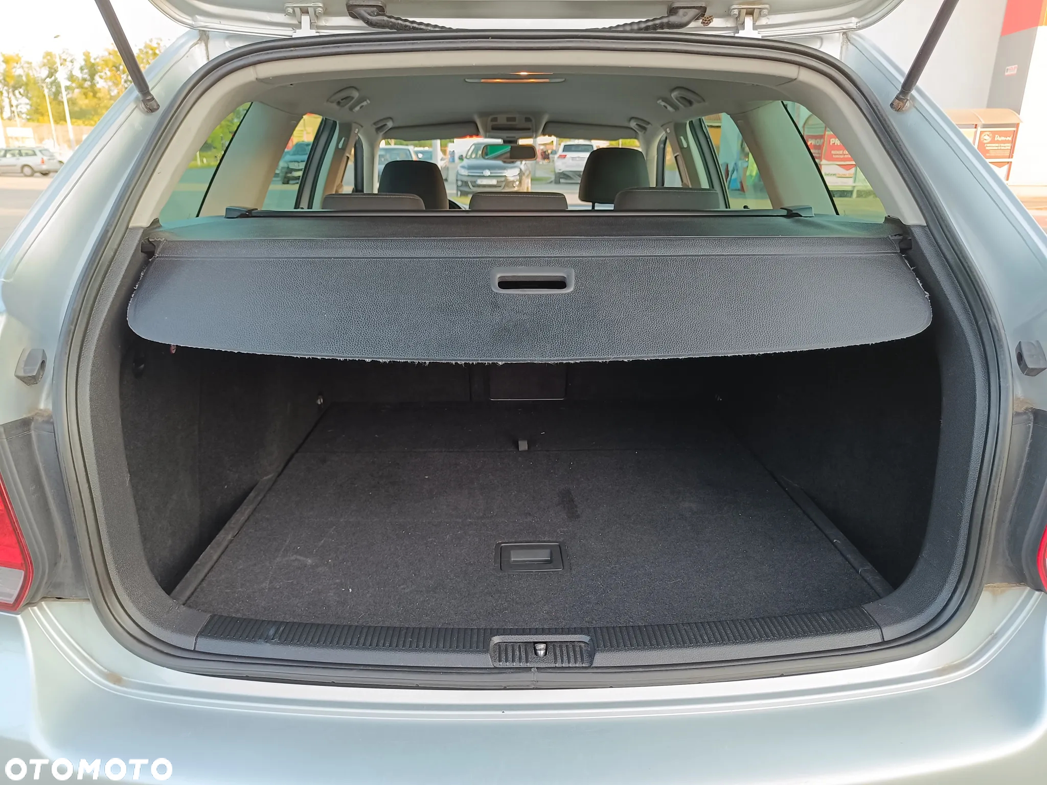 Volkswagen Golf Variant 1.6 TDI DPF Style - 26