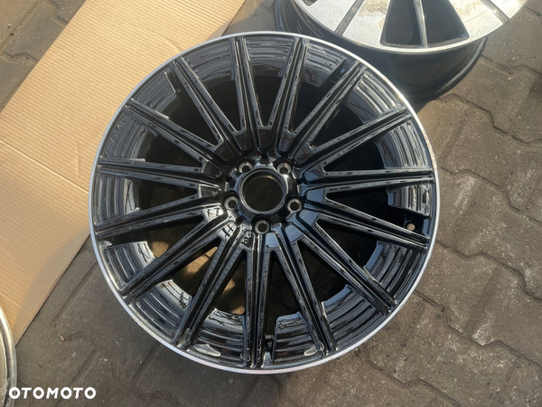 FELGA ALU ALUMINIOWA MERCEDES A236 236 W236 CLE 20 ET45,1 FA1883
