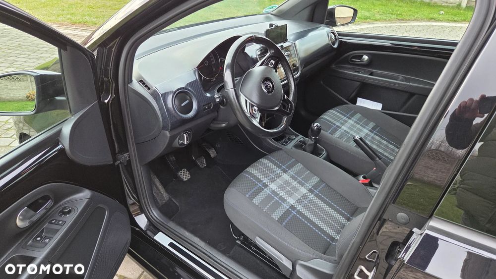 Volkswagen up! - 7