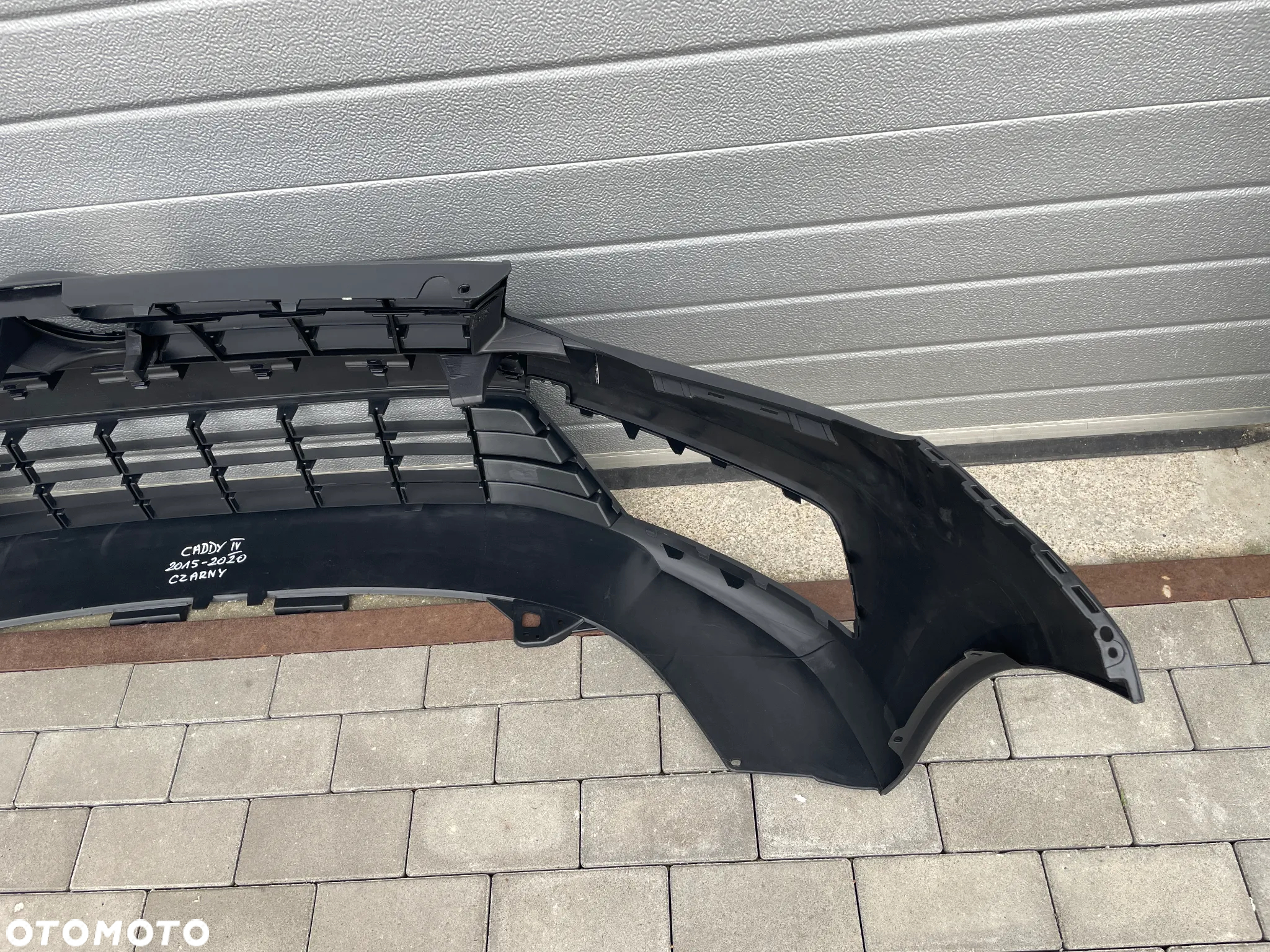 ZDERZAK PRZEDNI VW CADDY IV  2015-2020 - NOWY CZARNY - 5