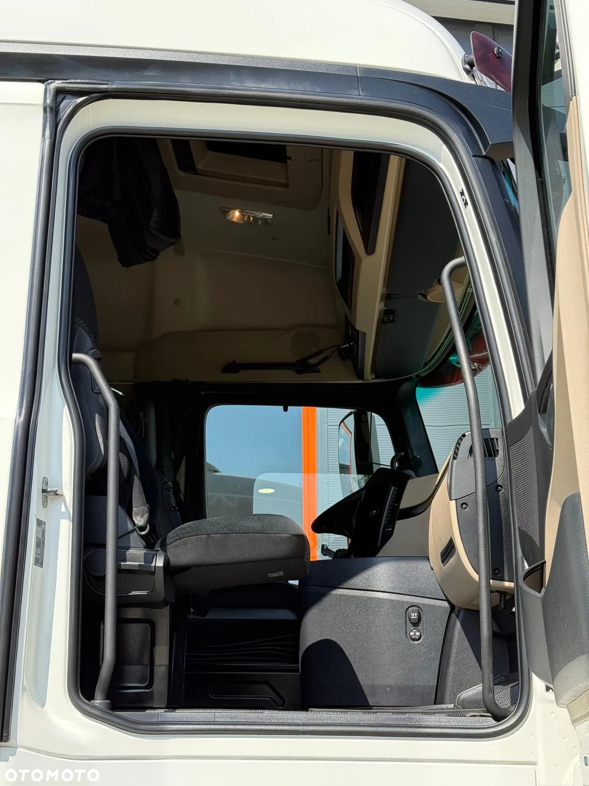 Mercedes-Benz Actros 2542 // E6 // chłodnia multitemperatura 22,5 Epal // winda // bitemperatua // świeżo z Niemiec // Idealny !!! - 24