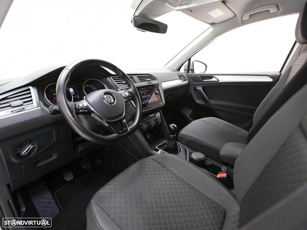 VW Tiguan 2.0 TDI Confortline - 7
