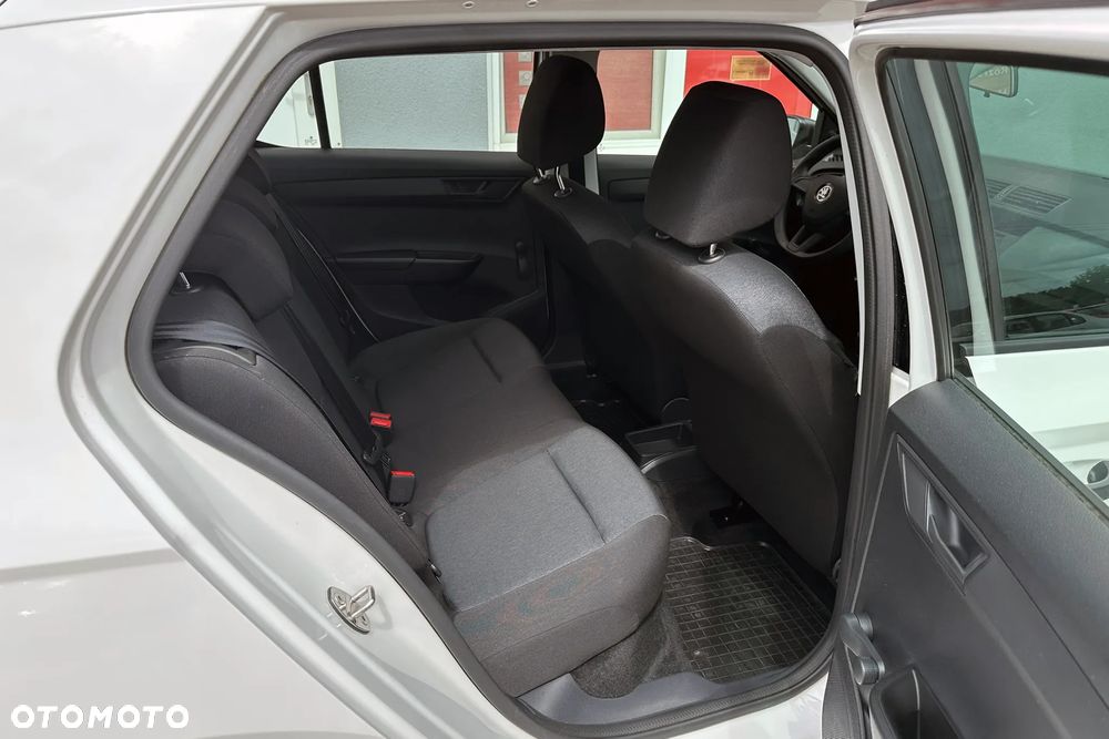 Skoda Fabia - 33