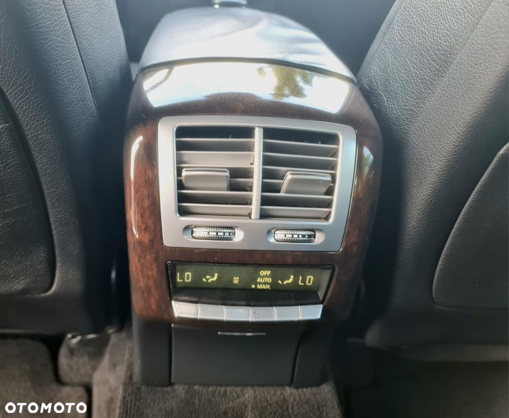Mercedes-Benz Klasa S 350 BlueTEC L DPF 4Matic 7G-TRONIC - 34