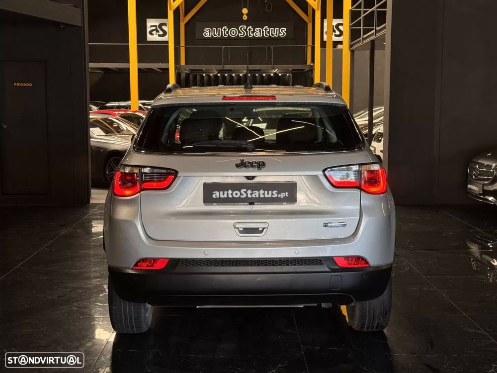 Jeep Compass 1.3 T Longitude - 9