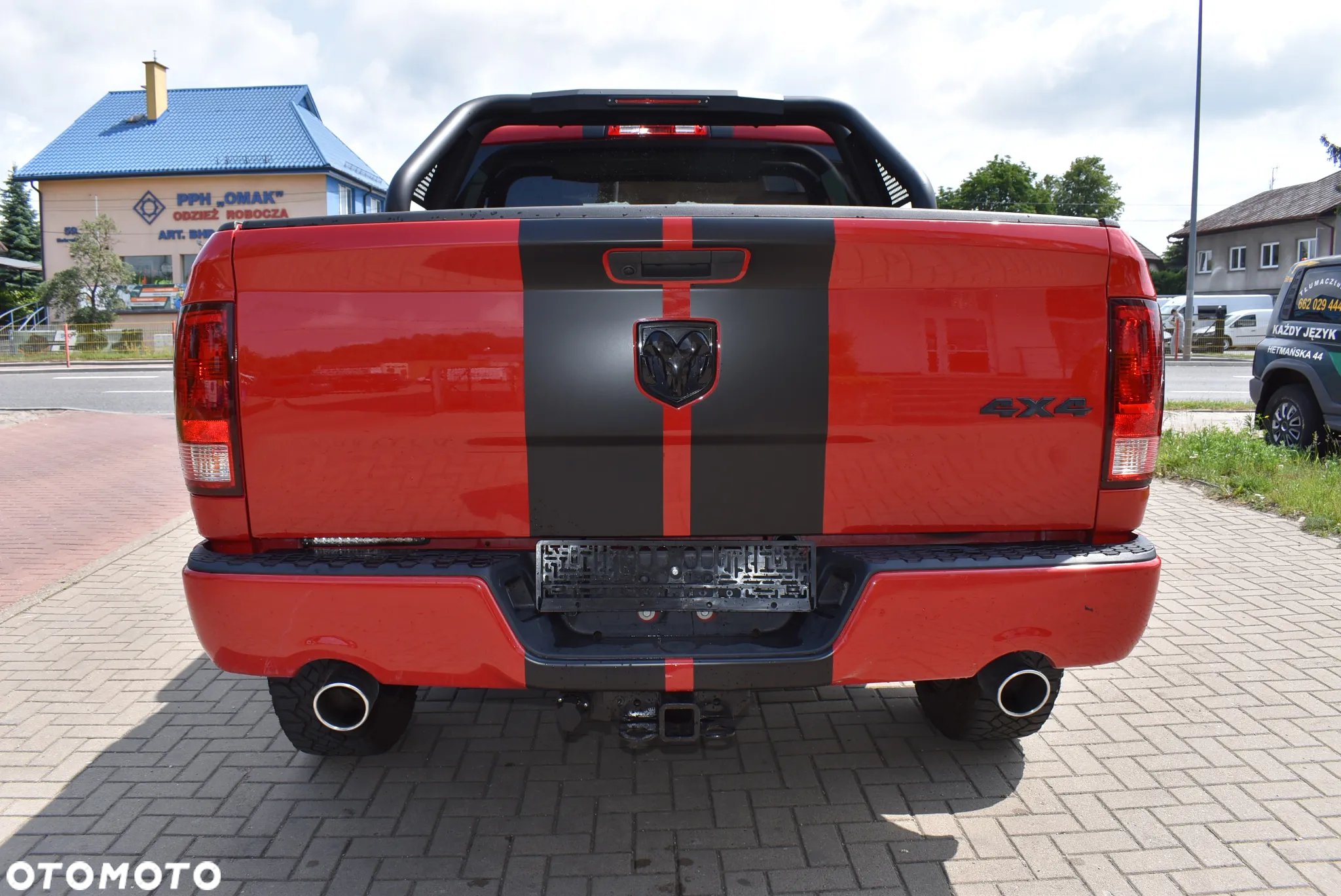 RAM 1500 Crew Cab Sport - 8