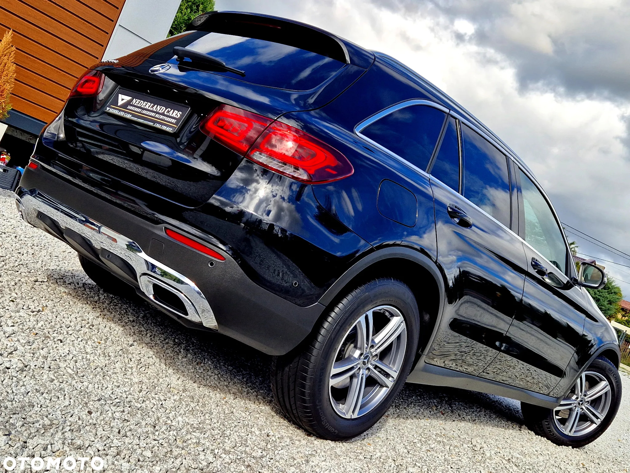Mercedes-Benz GLC - 37