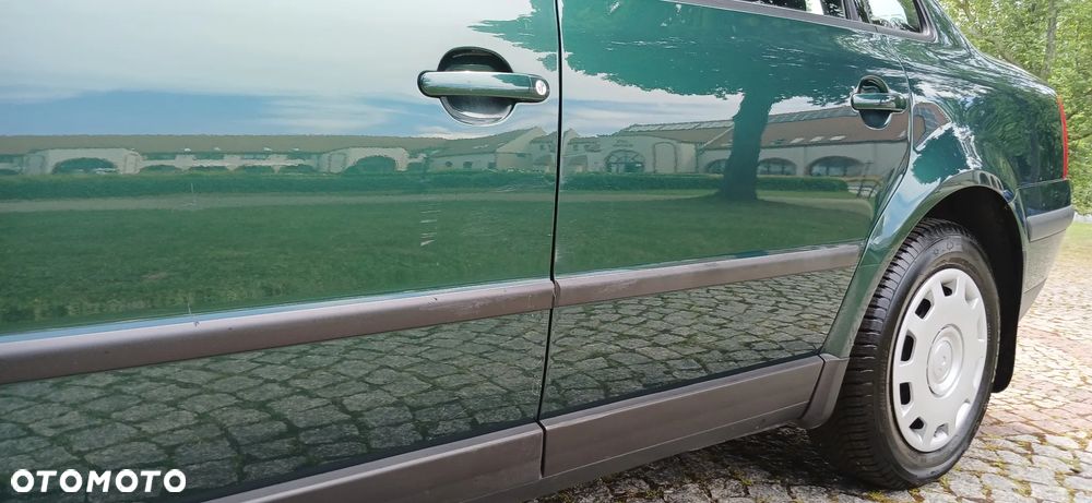 Volkswagen Passat - 33