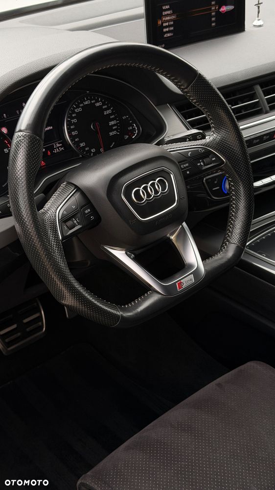 Audi Q7 3.0 TDI Quattro Tiptronic - 5