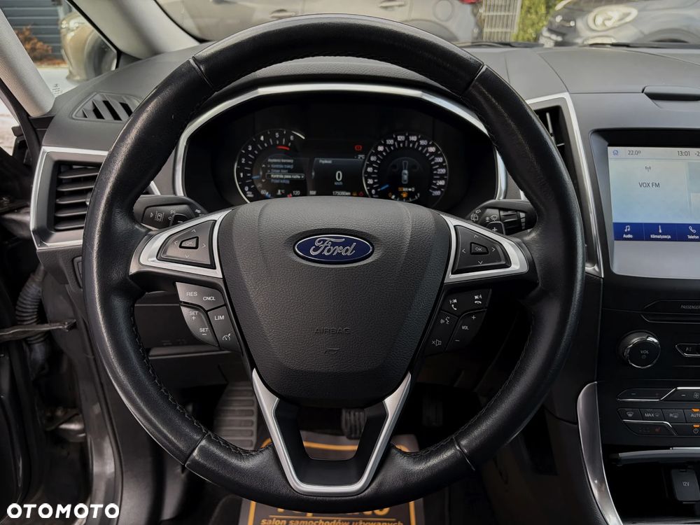 Ford S-Max 2.0 EcoBlue Titanium - 23