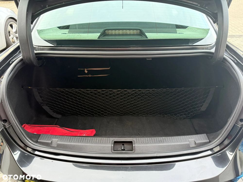 Renault Fluence 1.6 16V Privilege Euro5 - 14