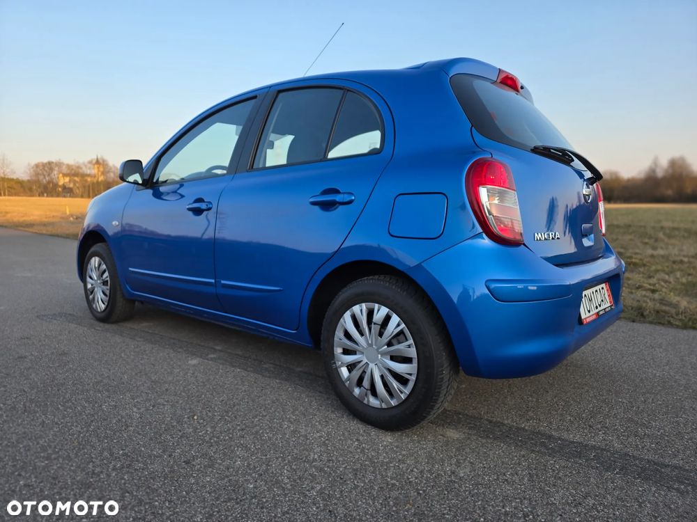 Nissan Micra 1.2 Bild der Frau - 11