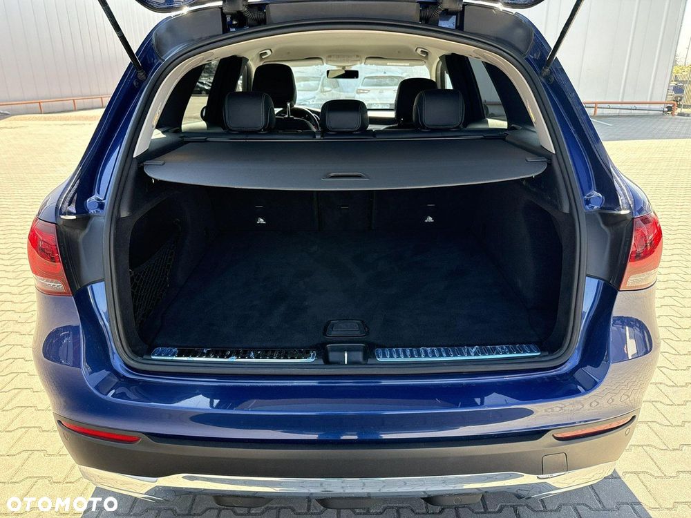 Mercedes-Benz GLC 200 d - 16