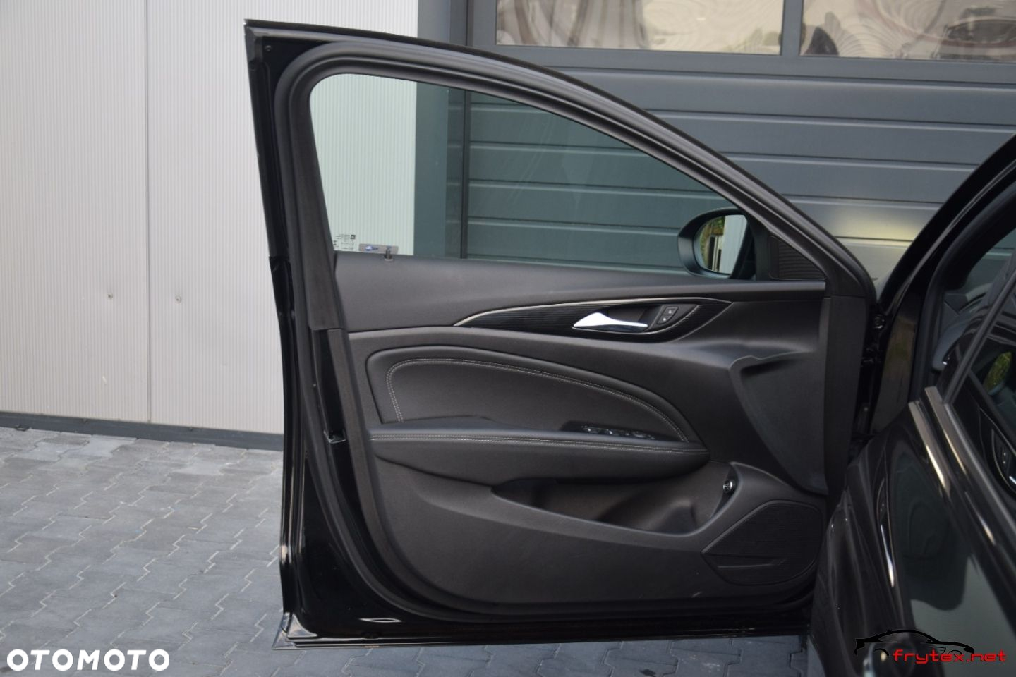 Opel Insignia - 15