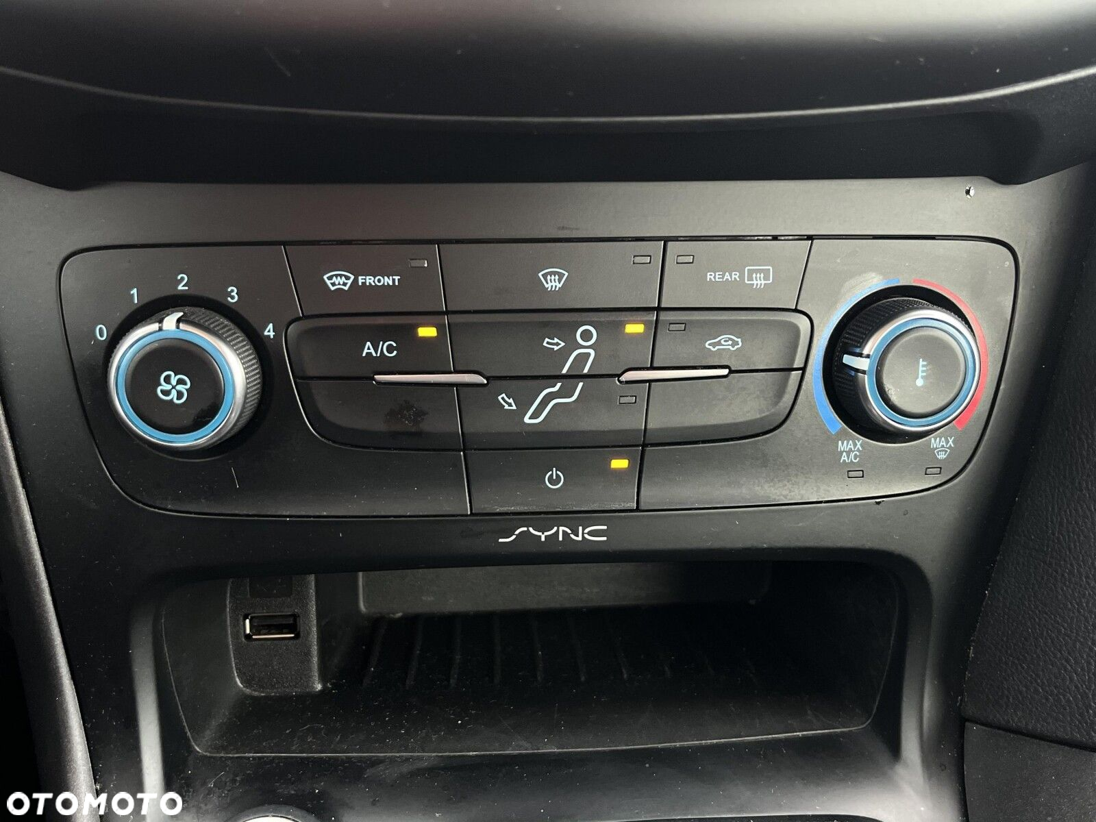 Ford Focus - 16
