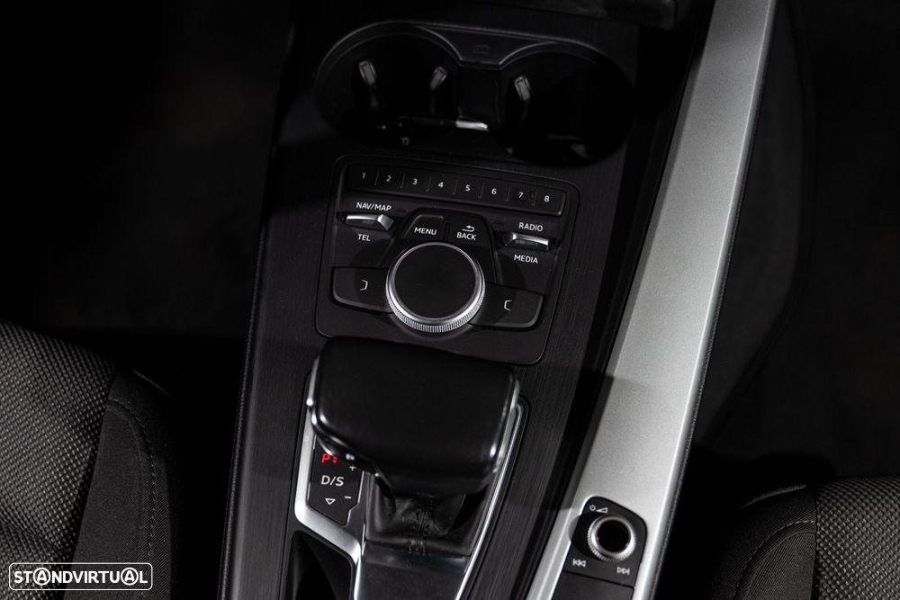 Audi A4 Avant 2.0 TDI Advance S tronic - 17