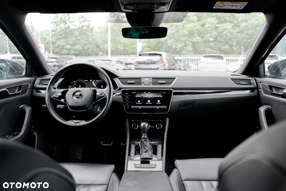 Skoda Superb 2.0 TDI SCR L&K DSG - 17