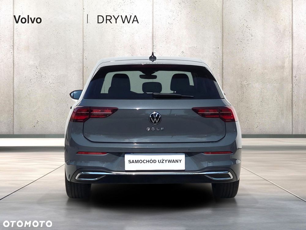 Volkswagen Golf - 4