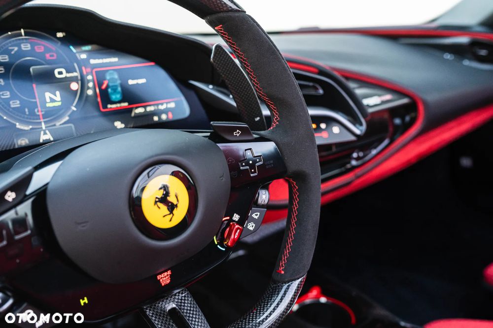 Ferrari SF90 Spider - 29
