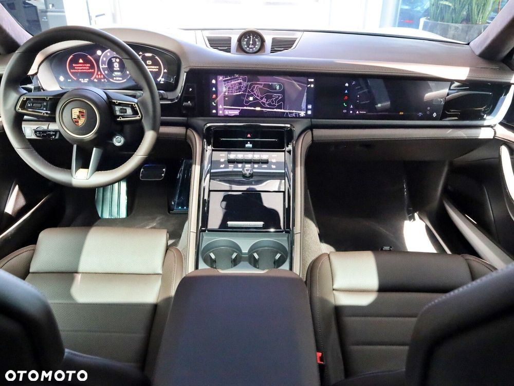 Porsche Panamera - 20