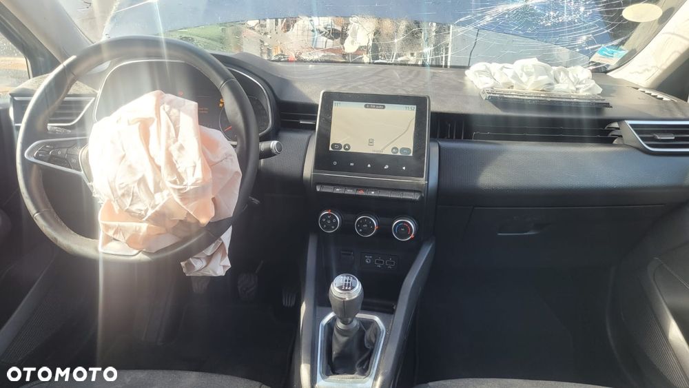 Renault Clio BLUE dCi 85 EXPERIENCE - 9