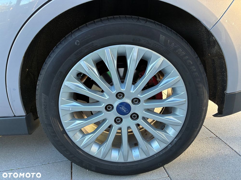 Ford Grand C-MAX - 20