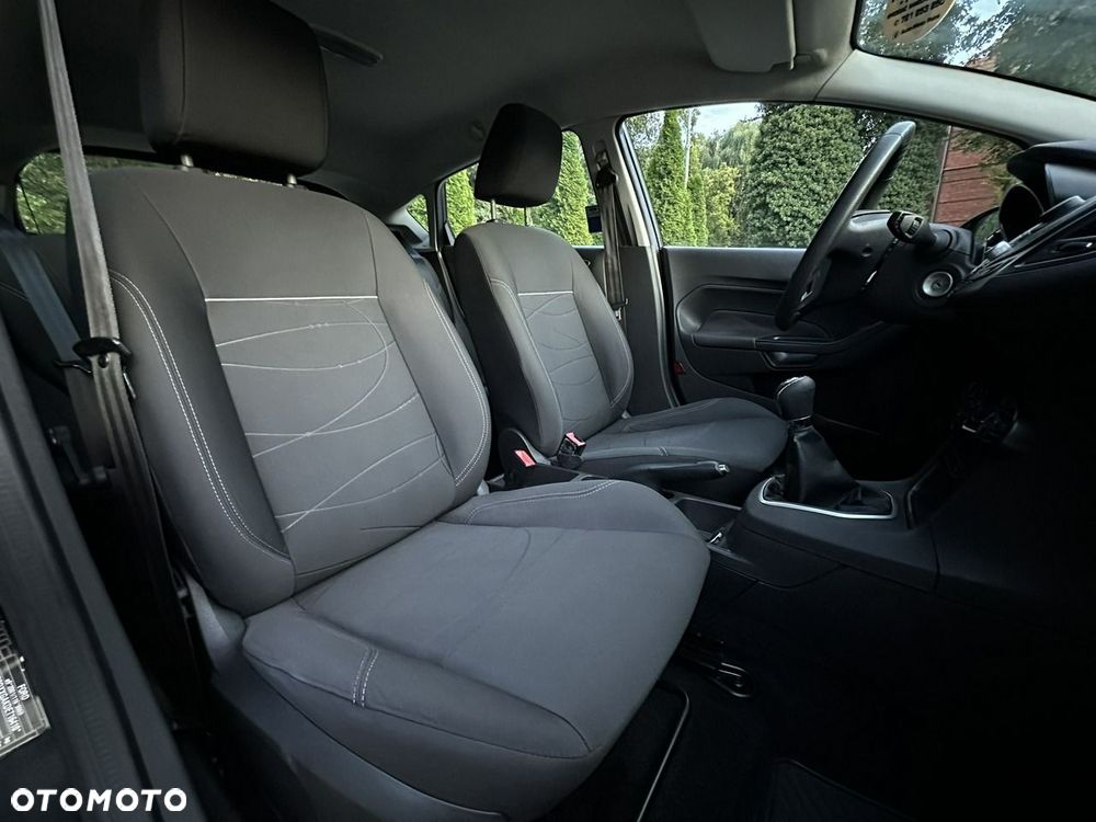 Ford Fiesta - 10