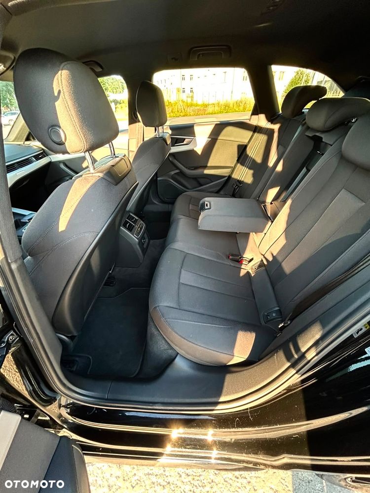 Audi A4 Avant 40 TDI quattro S tronic advanced - 12