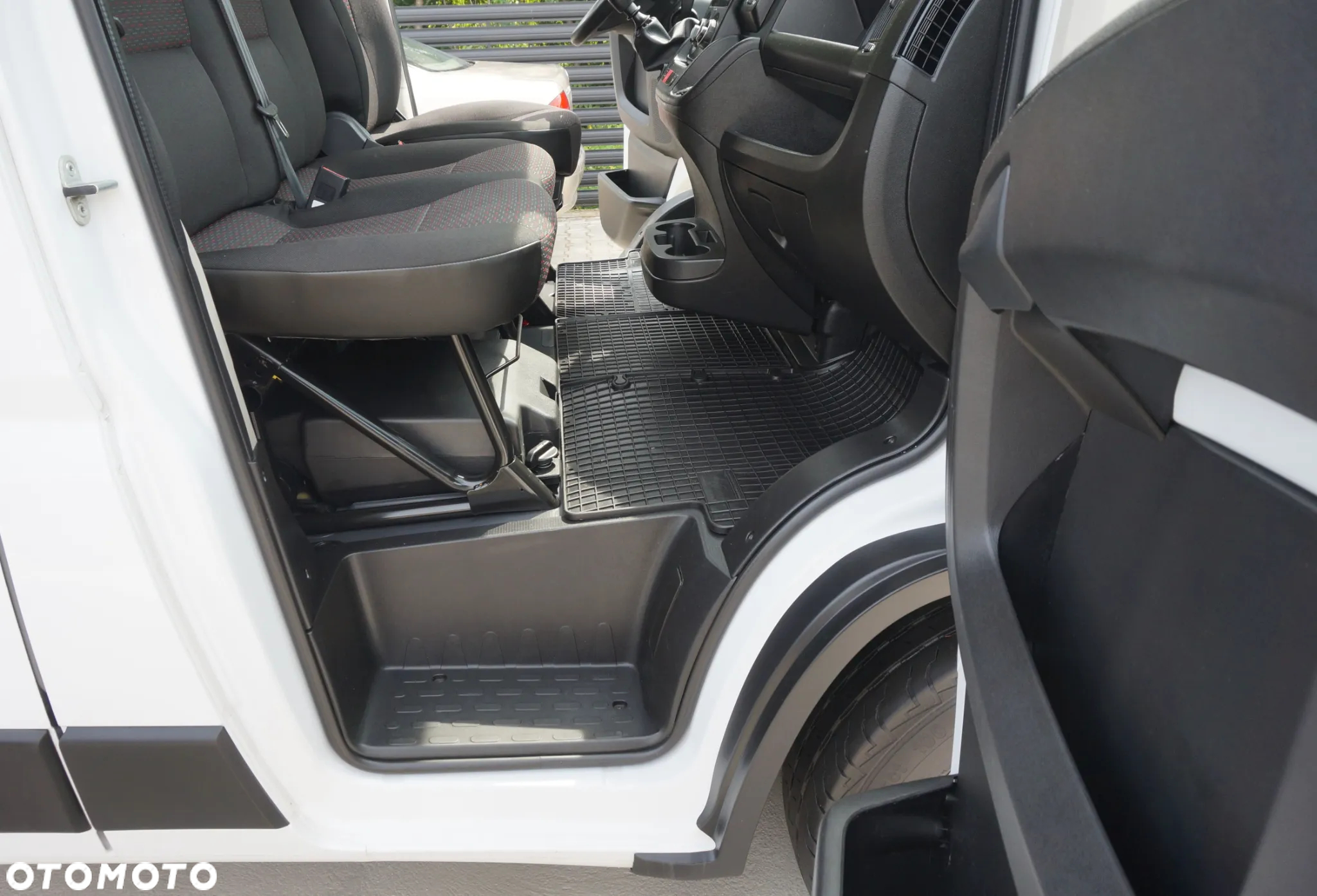 Peugeot BOXER VAN WZMOCNIONY HAK 3t. DMC.z.poj. 6500kg - 20