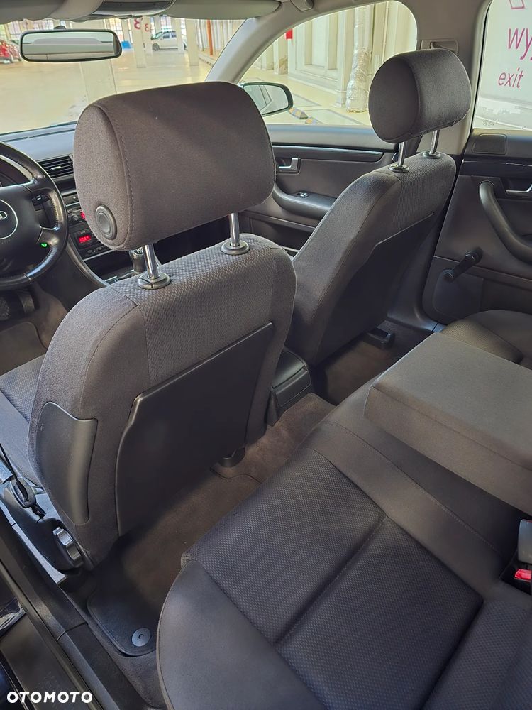 Audi A4 Limousine - 21