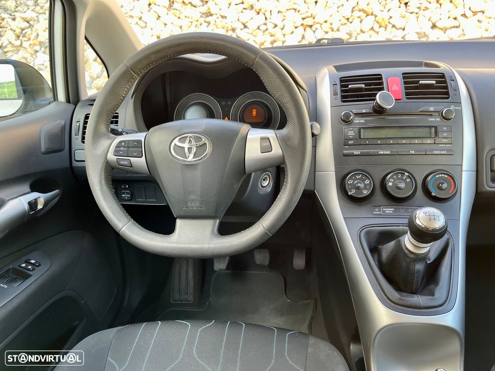 Toyota Auris 1.4 D-4D ACtive+AC - 22