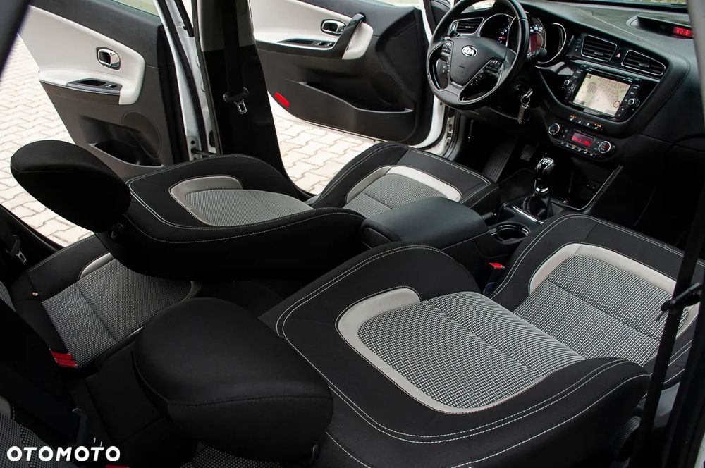 Kia Ceed - 26