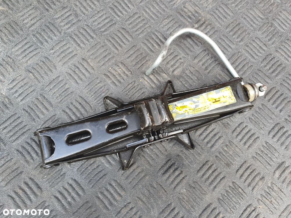 LEWAREK PODNOSNIK SAMOCHODOWY RENAULT - 1